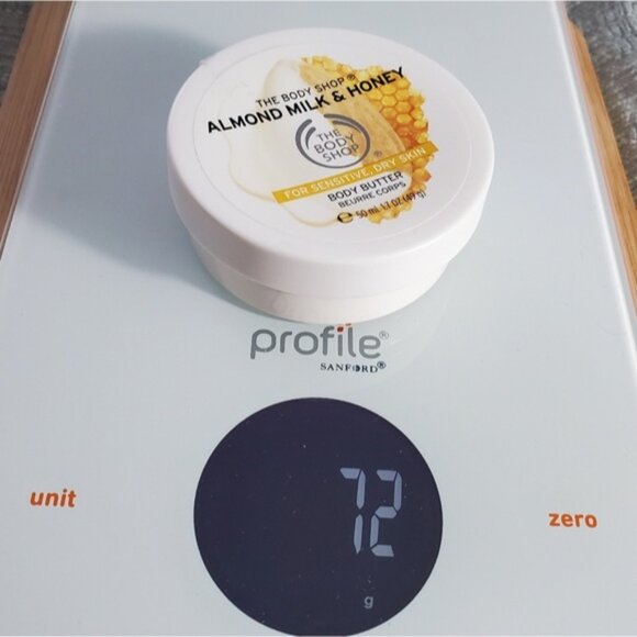 THE BODY SHOP Limited Edition Set + BATH And BODY Set - Picture 14 of 16